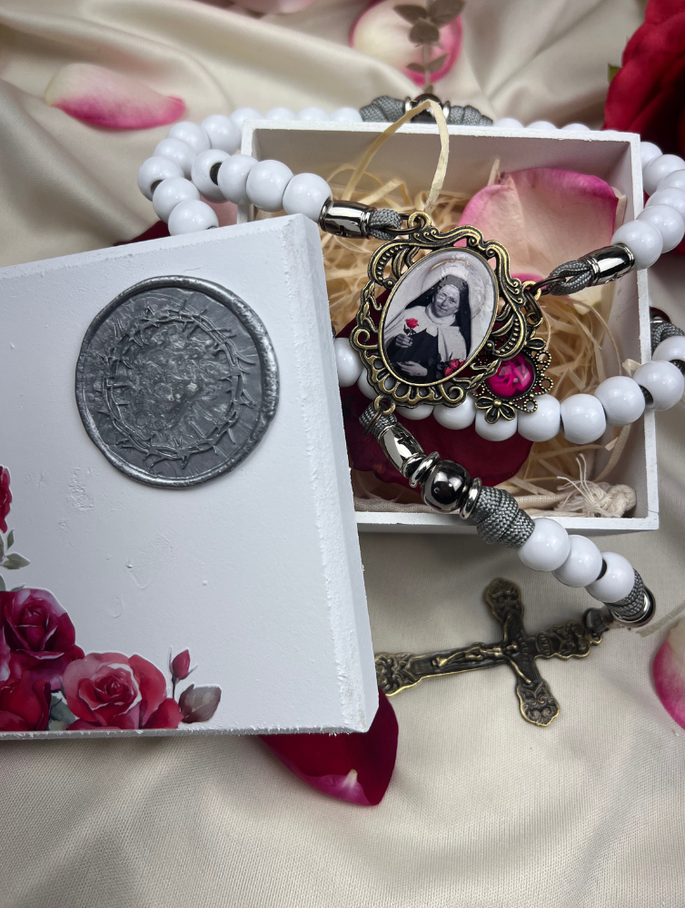 Terço Santa Teresinha + Caixinha e Medalha Especial