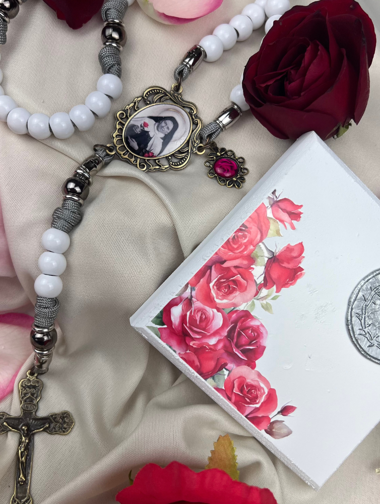 Terço Santa Teresinha + Caixinha e Medalha Especial
