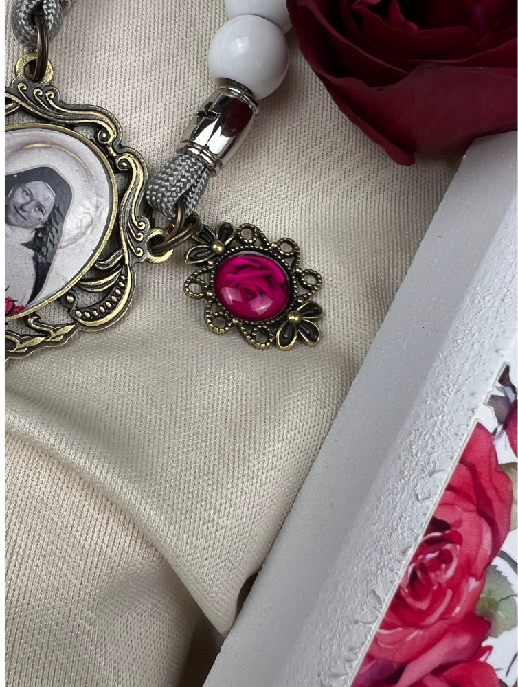 Terço Santa Teresinha + Caixinha e Medalha Especial